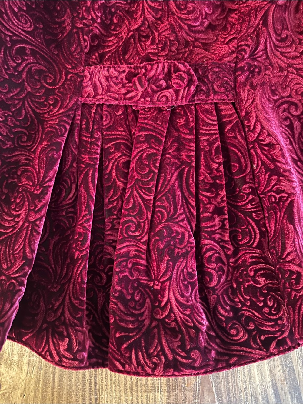 Wahmaker Burgundy Embossed Velvet Blazer - Picture 5 of 5